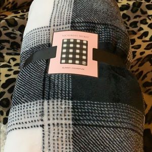 Victoria secret blanket